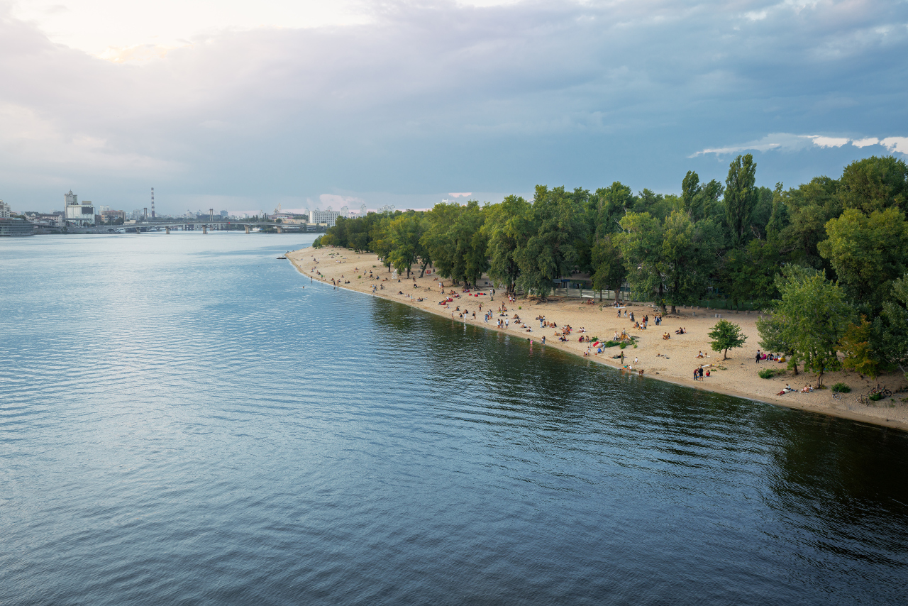 Plaże miejskie nad Wisłą: gdzie odpocząć latem 6 Plaże miejskie nad Wisłą: gdzie odpocząć latem